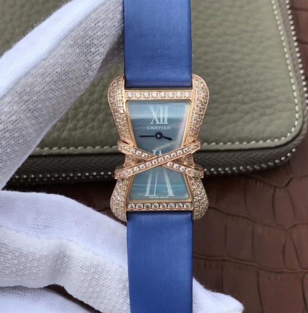 How to buy a High Jewelry clone watches for sale in Egypt?