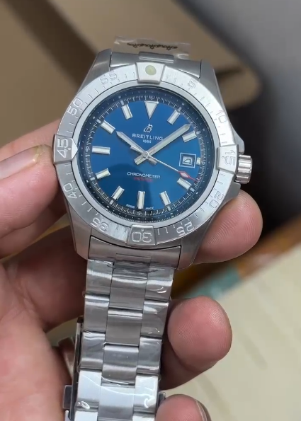 Breitling Avenger 42 Silver Dial with Blue Accent